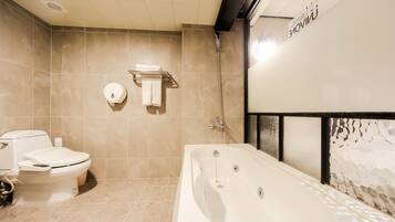Separate bathtub and shower, deep-soaking bathtub