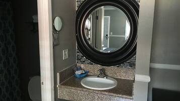 Articles de toilette gratuits, serviettes fournies