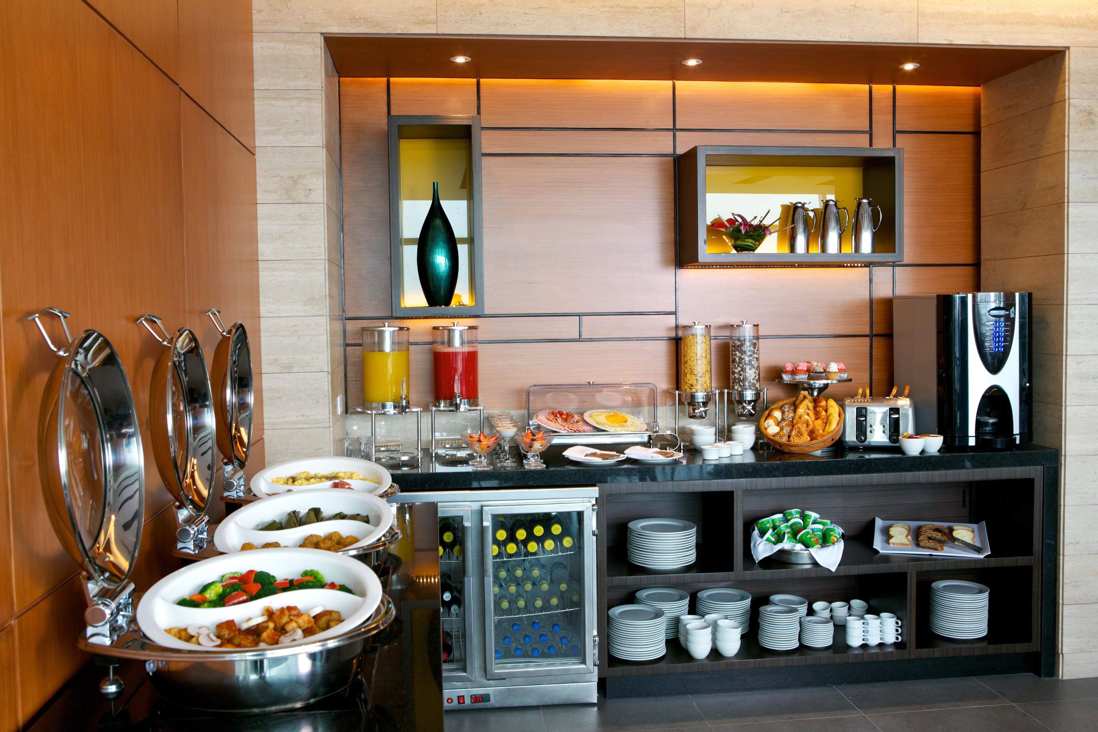 daily buffet breakfast (usd 20 per person)