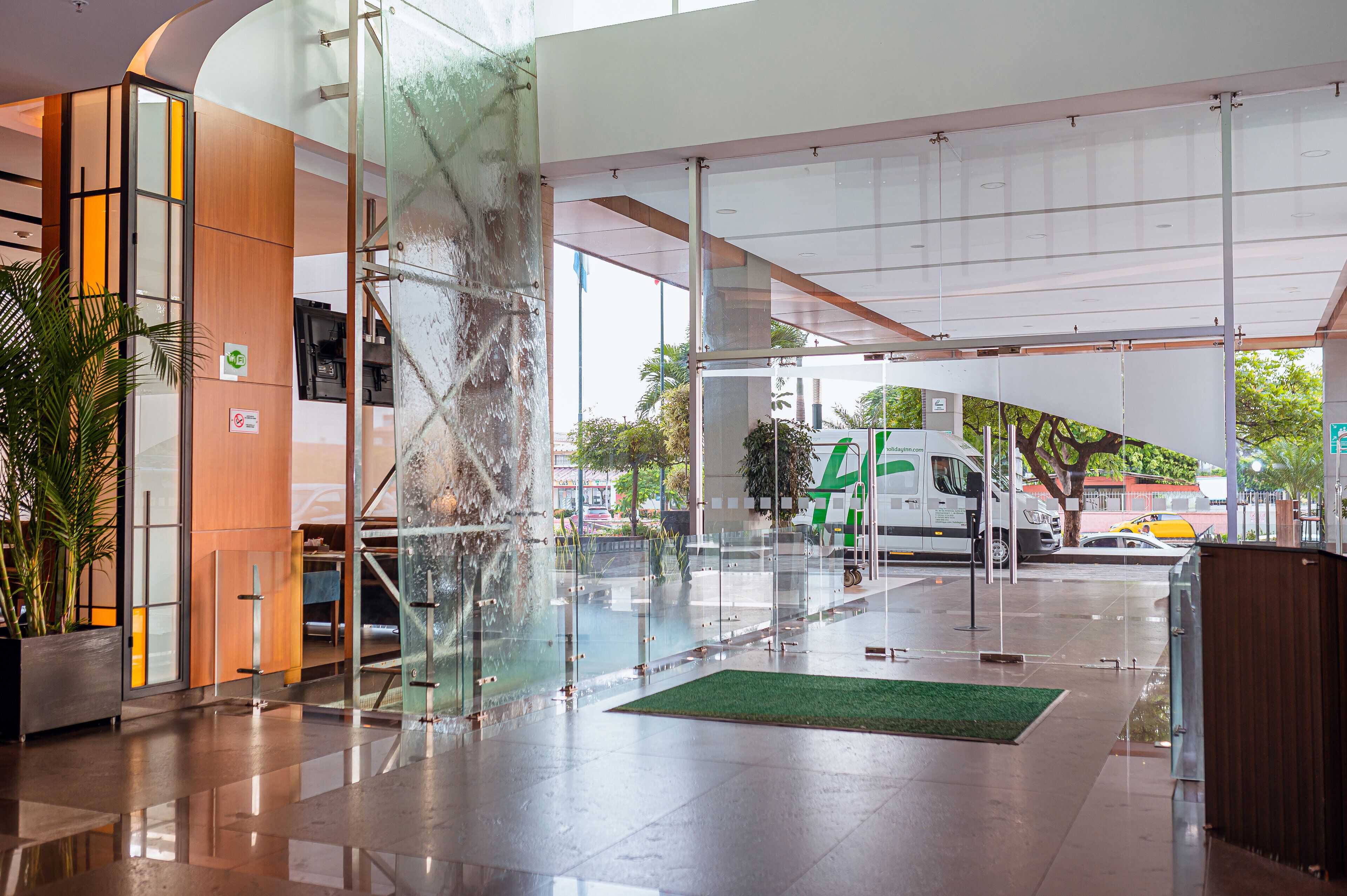Photo - Holiday Inn Guayaquil Airport by IHG