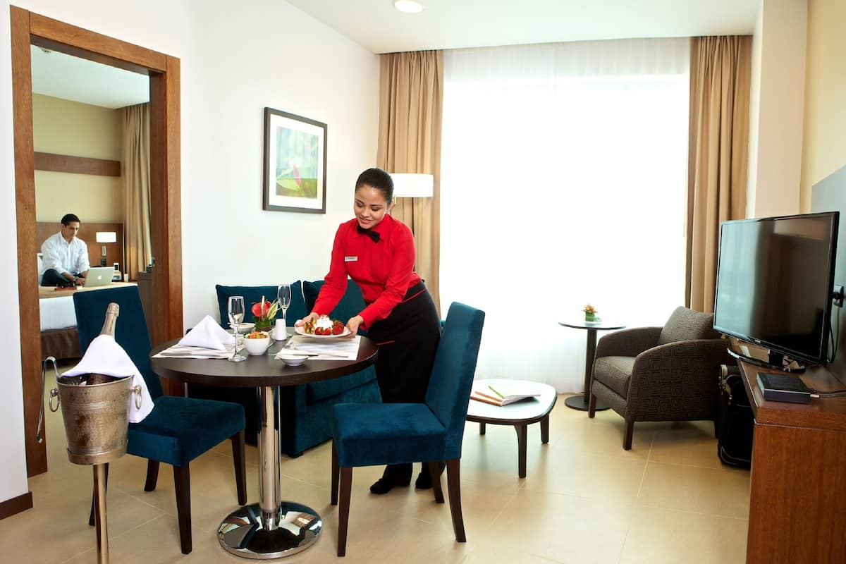 1 Schlafzimmer, hochwertige Bettwaren, Minibar, Zimmersafe