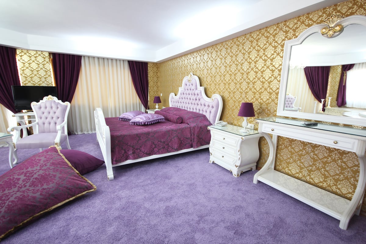 Suite Deluks | Minibar, brankas, kedap suara, dan Wi-Fi gratis