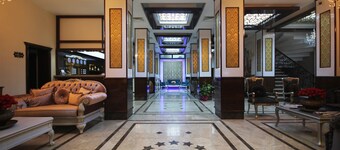 Grand Corner Hotel - Boutique Class