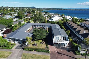 Exterior - Lake Breeze Motel (Taupo)