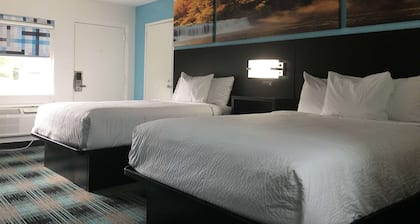 Days Inn by Wyndham Calhoun GA I-75 and US-41