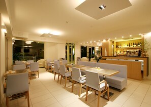 Free daily buffet breakfast - Hotel Gala (Riccione)