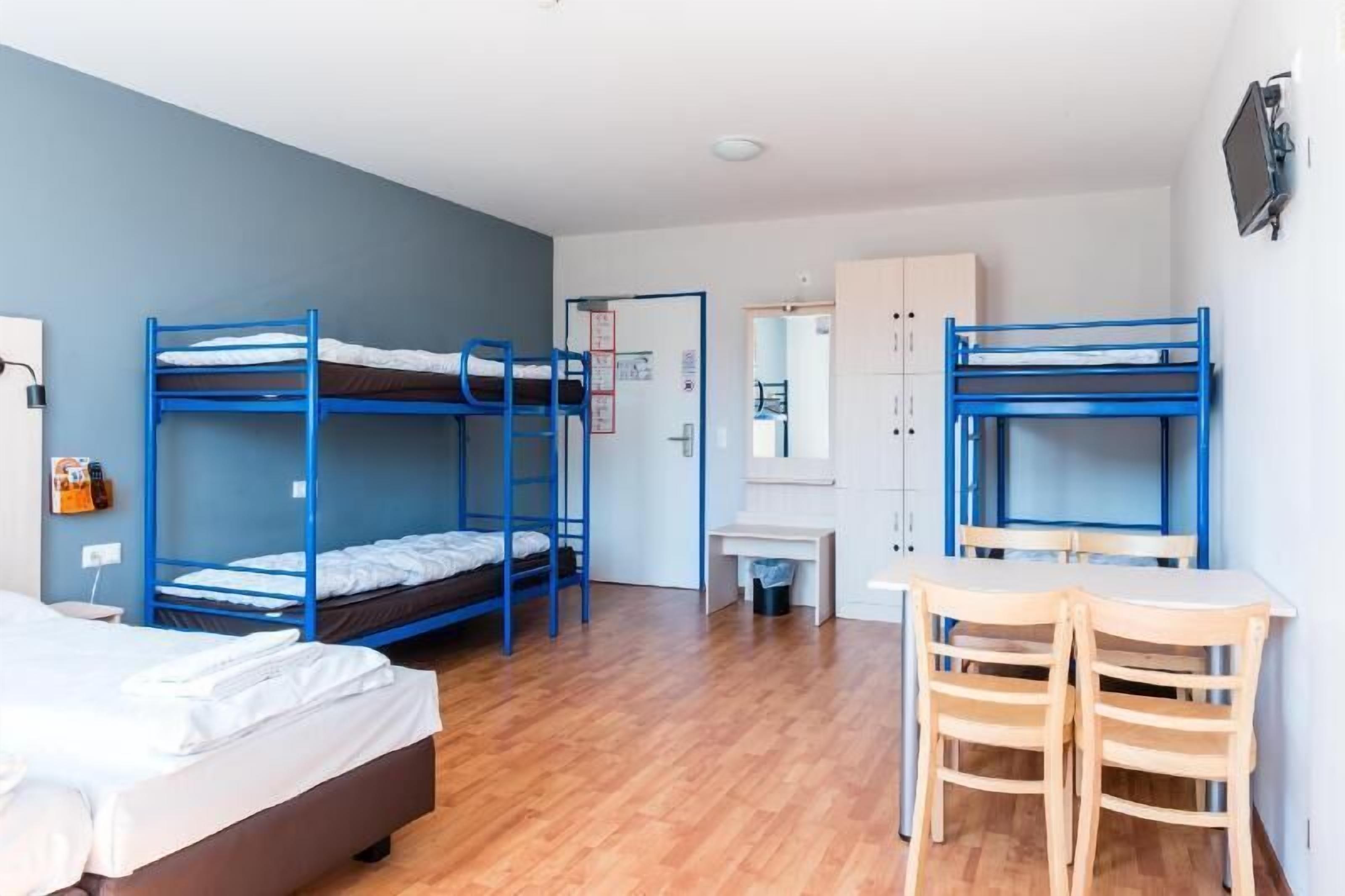 In-room safe, desk, iron/ironing board, free WiFi