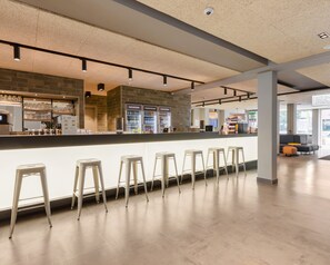 Bar (en el alojamiento)