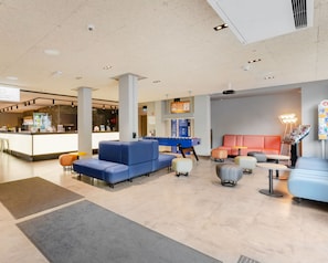 Sala de estar en el lobby