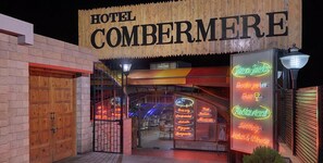 Property entrance - Hotel Combermere (Shimla)