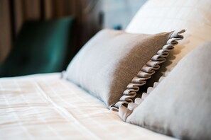 Desk, blackout drapes, soundproofing, free cribs/infant beds - Scandic Gallivare (Gällivare)