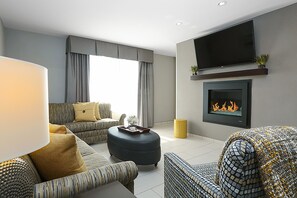 Svit - 1 sovrum - kök (Dining Area) | Sängtillbehör av högsta kvalitet och värdeförvaringsskåp på rummet