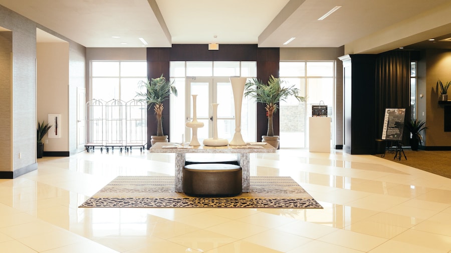 Holiday Inn Hotel & Suites East Peoria by IHG
