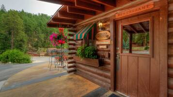 EntrĂ©e de lâhĂ©bergement