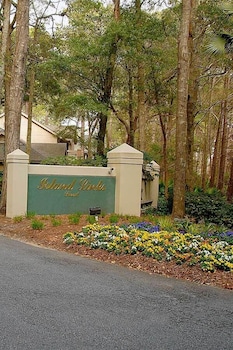 Premium Condo, 3 Bedrooms, 2 Bathrooms | In-room safe, iron/ironing board, WiFi (free), individually decorated at Island Links Resort by Palmera