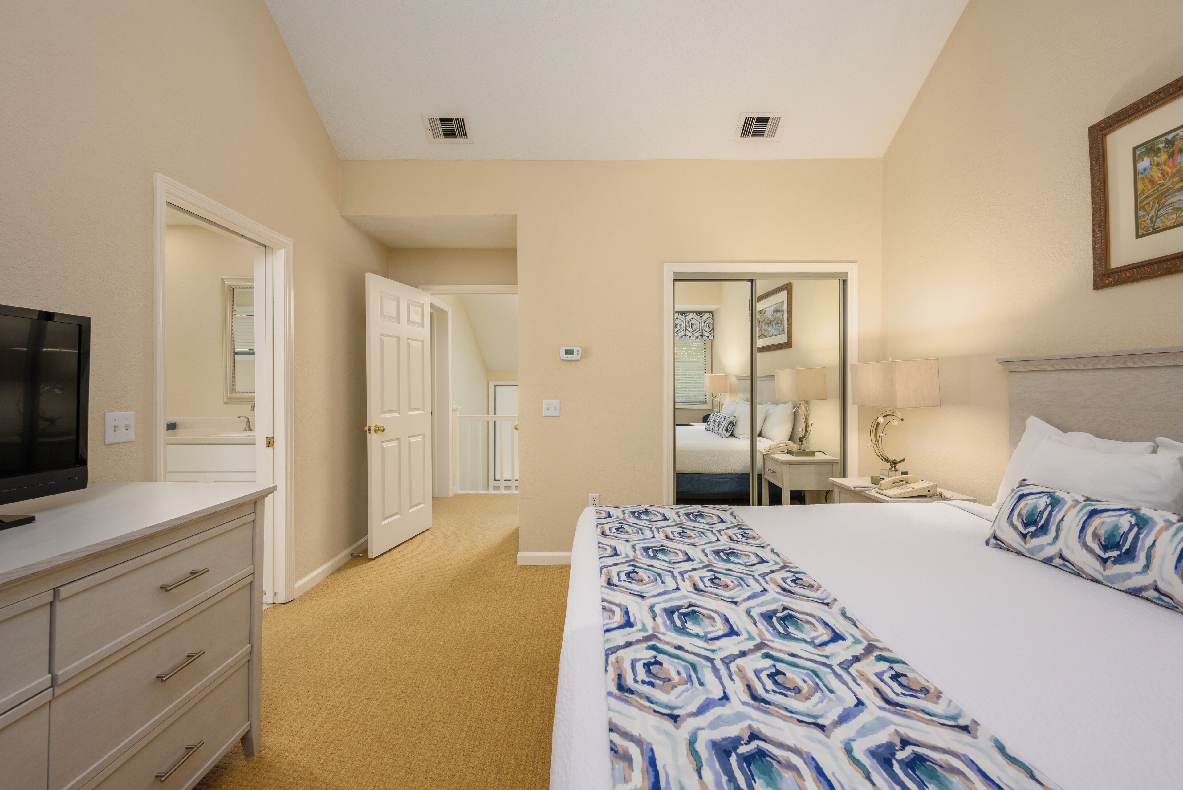 Townhouse, 2 soverom | 2 soverom, safe på rommet, strykejern/-brett og wi-fi (inkludert)