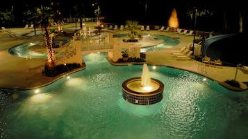 3 outdoor pools, pool umbrellas, pool loungers