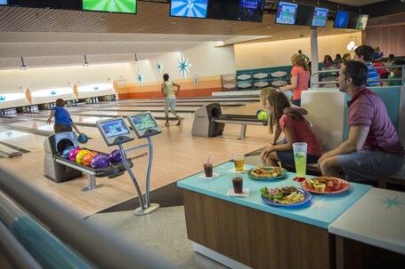 Universal's Cabana Bay Beach Resort - Image 22