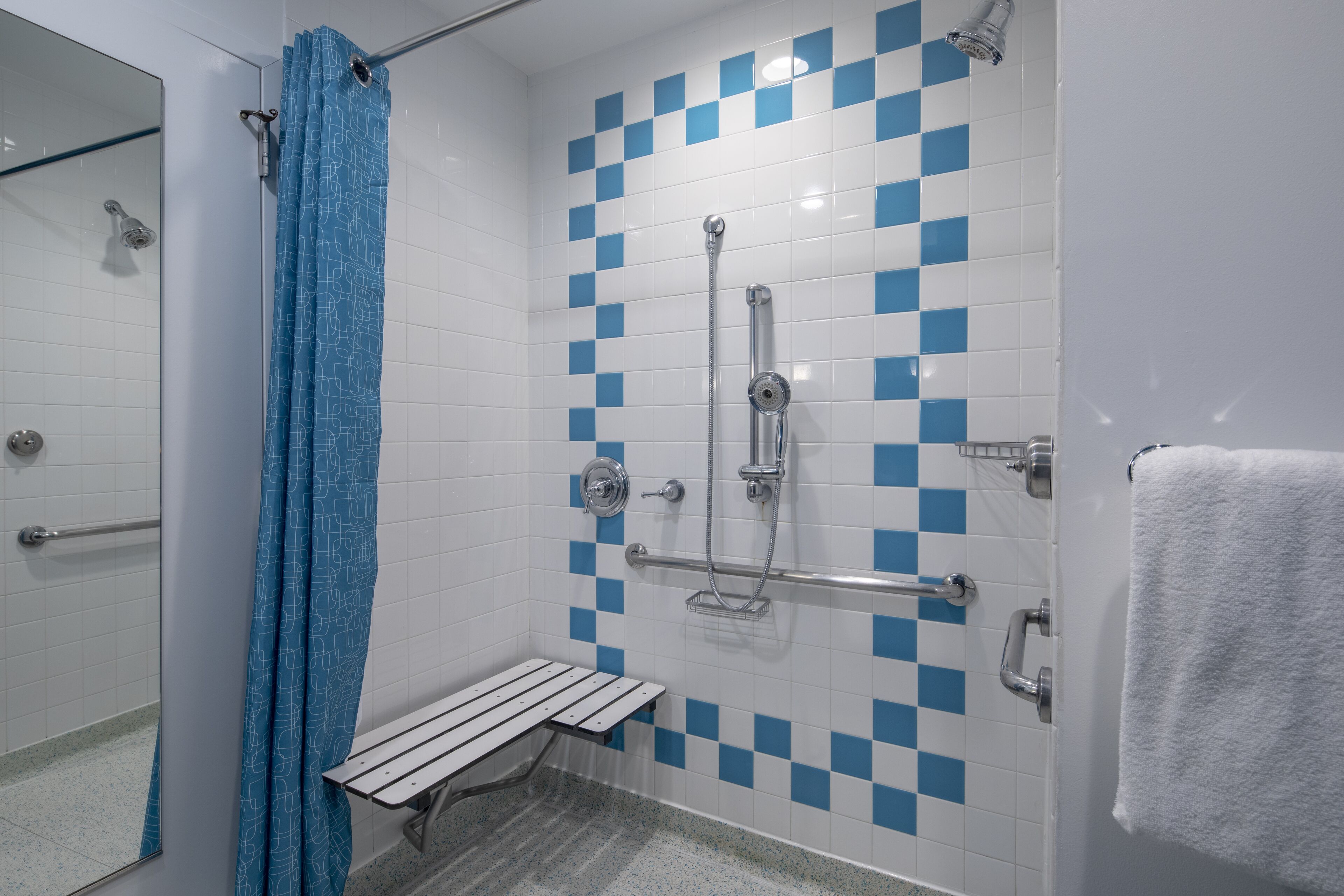 Photo - Universal's Cabana Bay Beach Resort