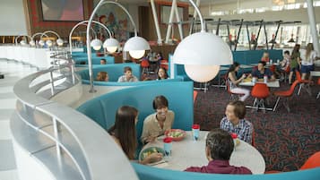 Petit déjeuner préparé sur commande servi tous les jours en supplément