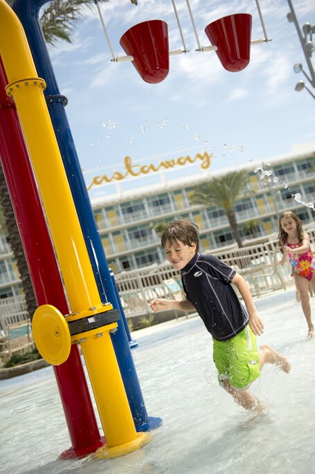 Universal's Cabana Bay Beach Resort - Image 60