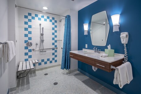 Universal's Cabana Bay Beach Resort - Image 28