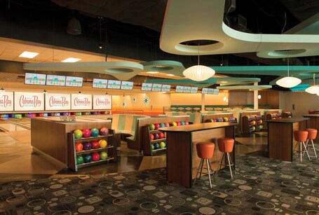 Universal's Cabana Bay Beach Resort - Image 49