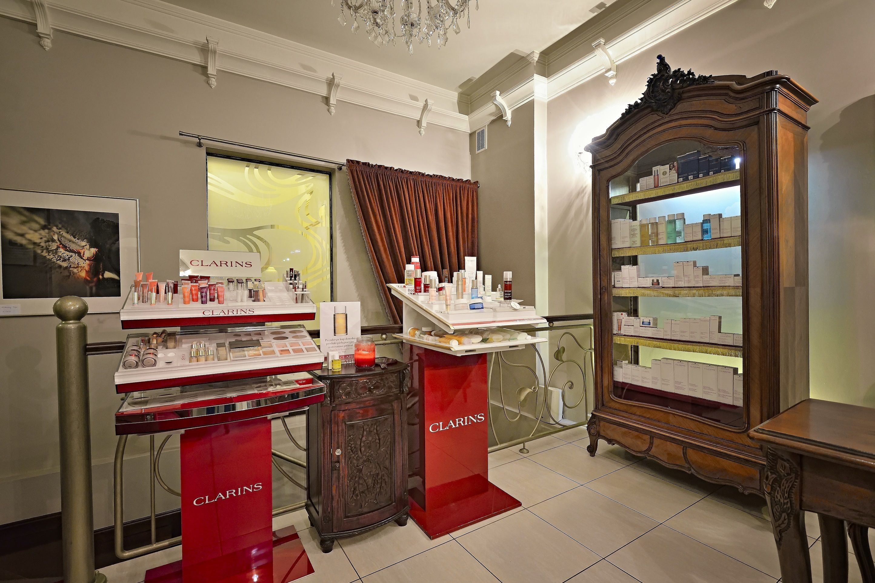 couples treatment room(s), body treatments, aromatherapy, body wraps