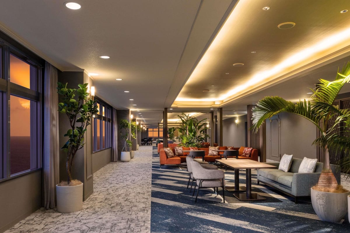 In-room safe, free WiFi, bed sheets