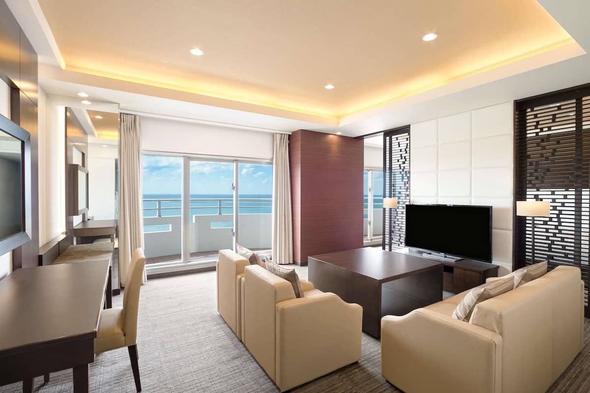 Executive Junior Suite Japanese-Western style with 2 Single beds, Ocean view