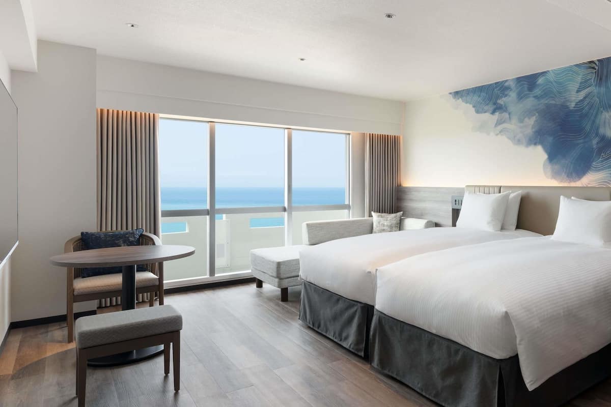 Superior Room, with 2 Single beds, High Floor | In-room safe, free WiFi, bed sheets