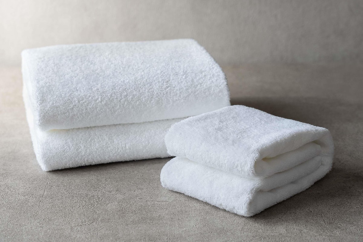 In-room safe, free WiFi, bed sheets
