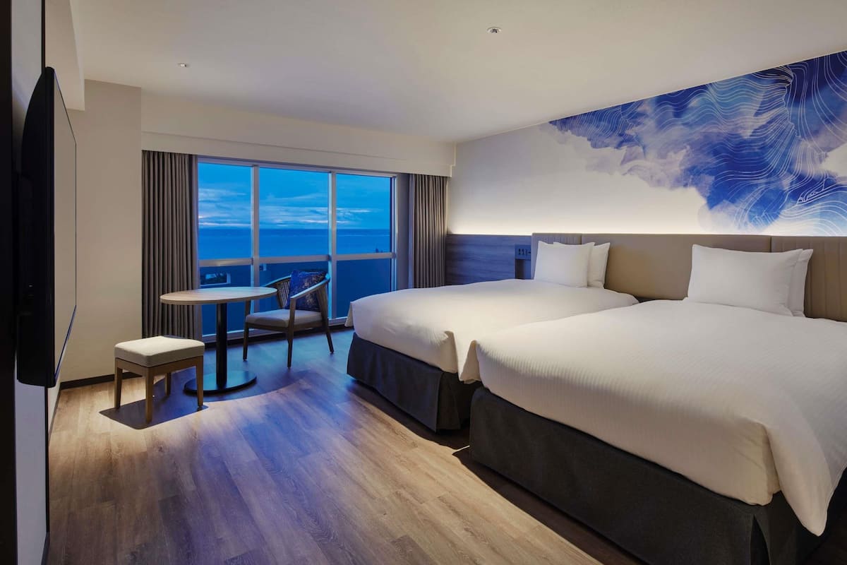 In-room safe, free WiFi, bed sheets