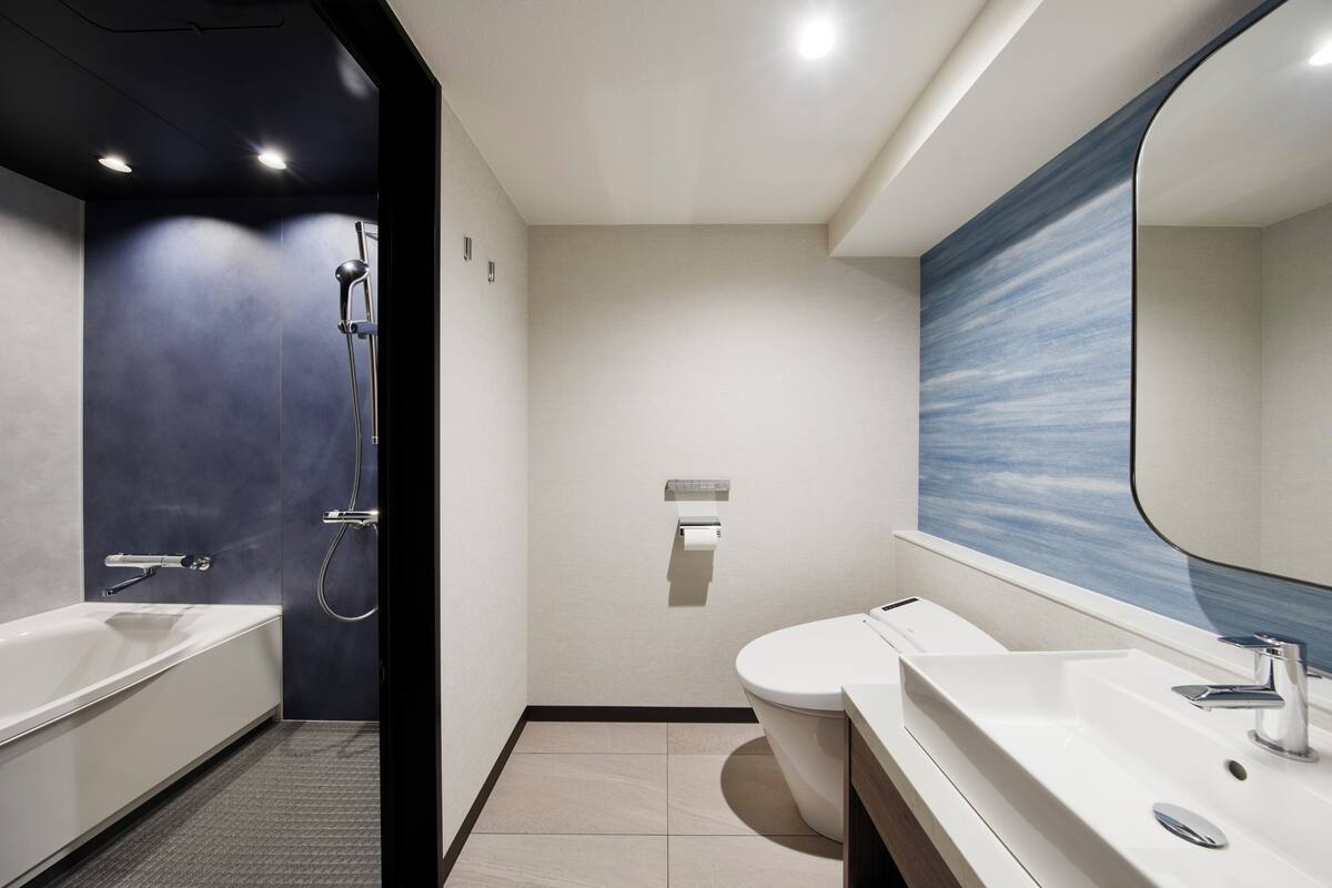 superior room with 2 single beds | bathroom | shower, free toiletries, hair dryer, bidet