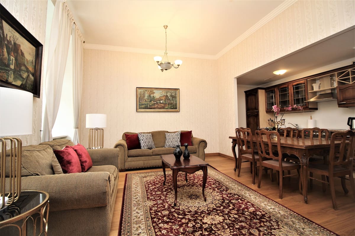 Appartement, 1 slaapkamer, sauna | Woonruimte | Een flatscreentelevisie, Netflix, betaalfilms en streamingdiensten