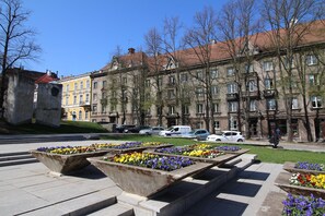 Apartment, 2 Bedrooms, Kitchen | Exterior