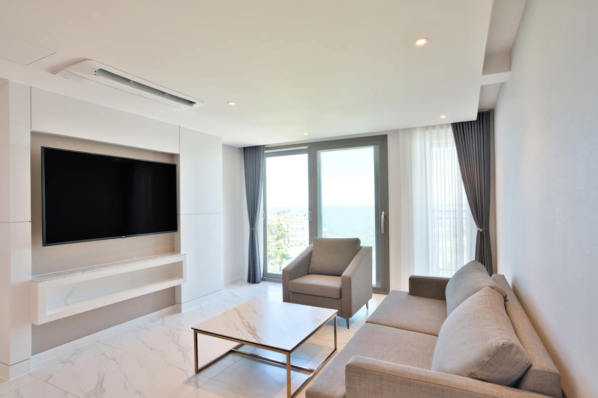 Grand suite | Verduisterende gordijnen, gratis wifi, beddengoed