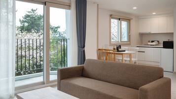 55-inch Smart TV with cable channels, TV, books