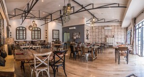 Se sirven desayunos, almuerzos y cenas