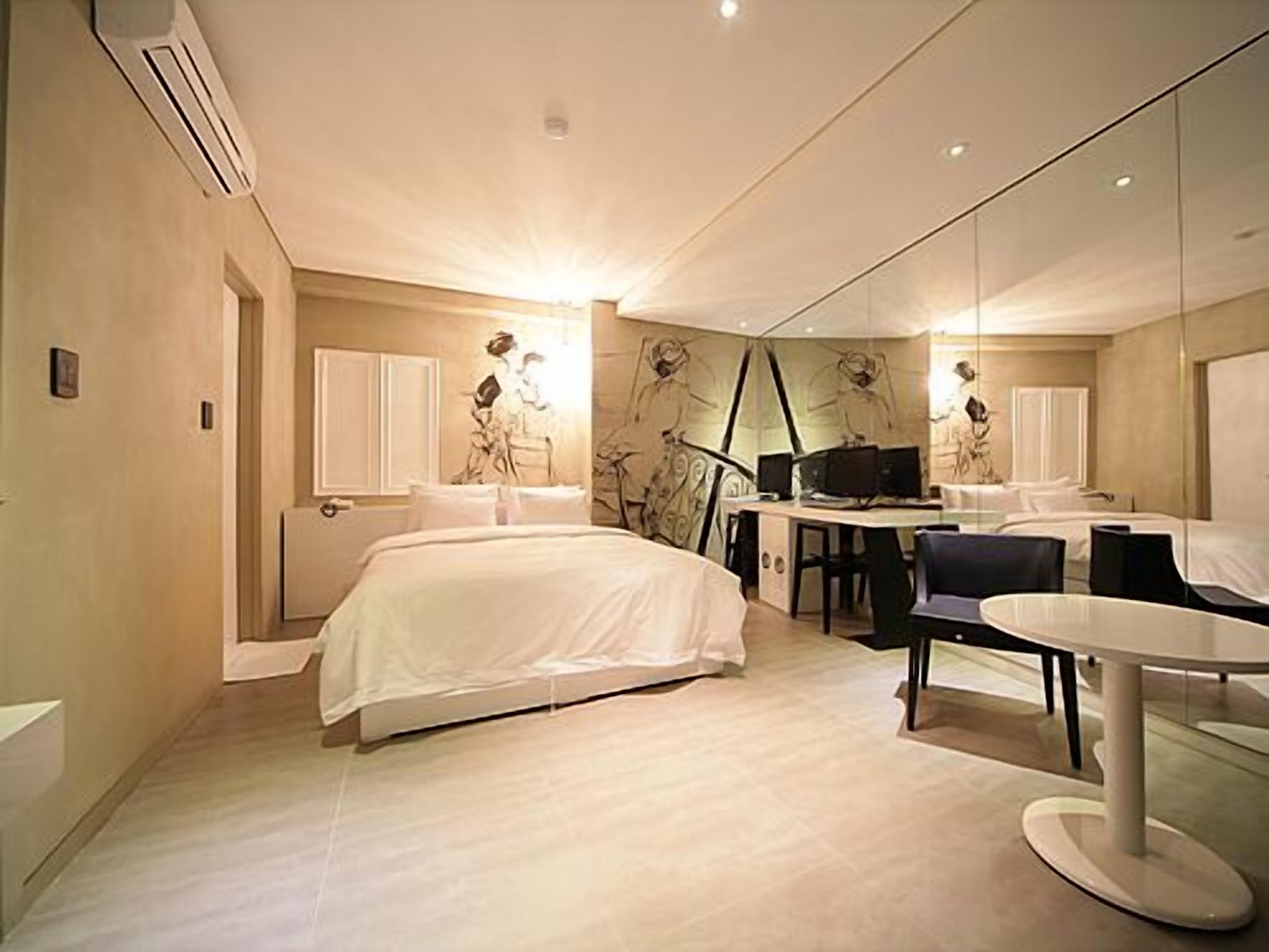 Foto - Sinchon Hotel GAEUL