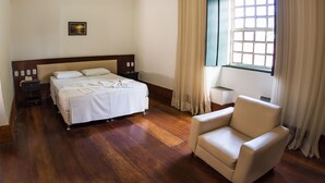 Superior Apartment | Minibar, in-room safe, soundproofing, WiFi (free) - Pousada do Convento do Carmo (Cachoeira)