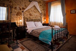 Standard Room, Balcony, Partial Sea View