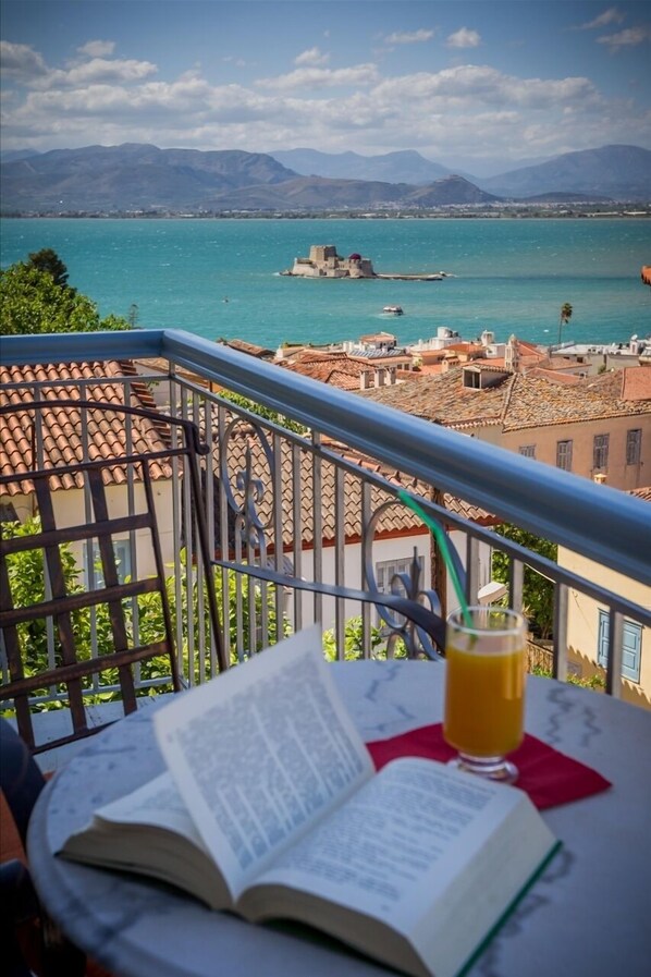 Superior Room, Balcony, Sea View | Balcony