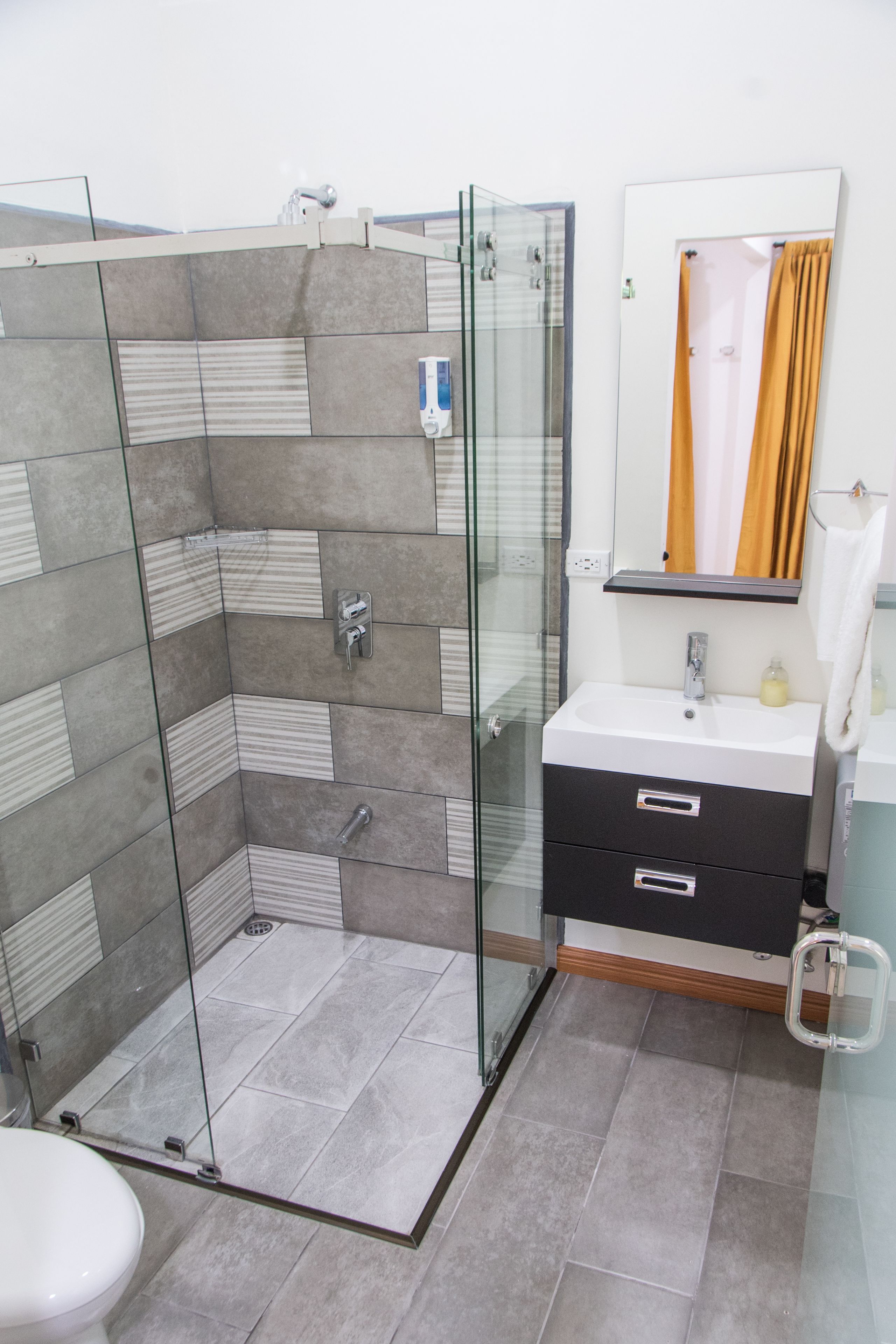 basic double room | bathroom | shower, free toiletries, towels, soap