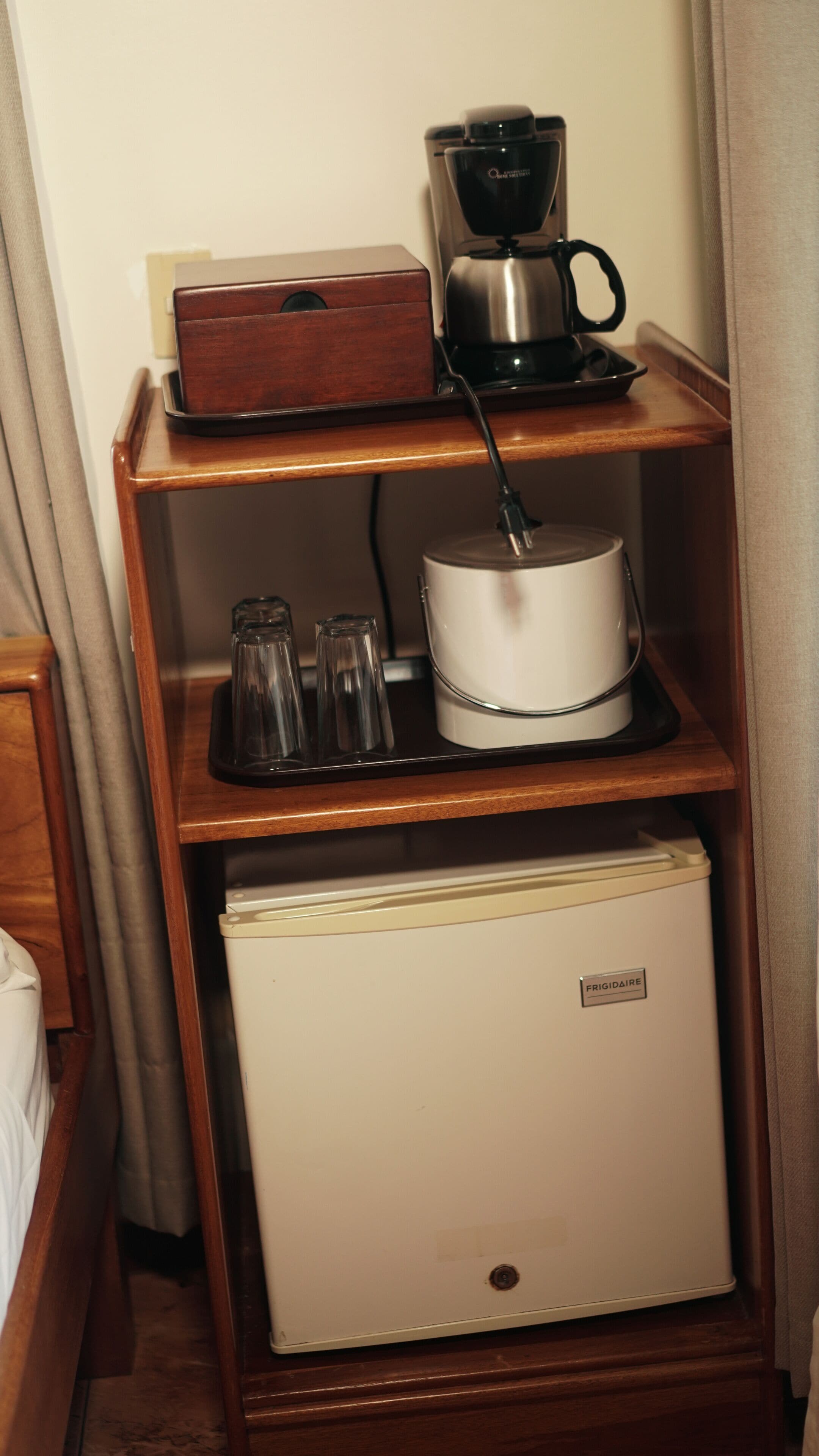 triple room | in-room safe, individually decorated, free wifi, bed sheets