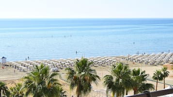 Uitzicht op strand/zee