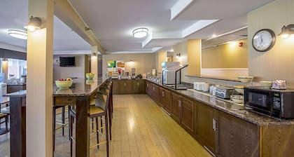 Roosevelt Hotel