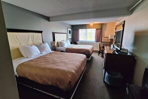 Schreibtisch, laptopgeeigneter Arbeitsplatz, Bügeleisen/Bügelbrett, WLAN