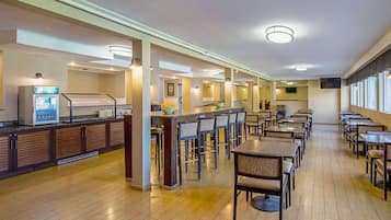 Colazione a buffet inclusa, servita tutte le mattine