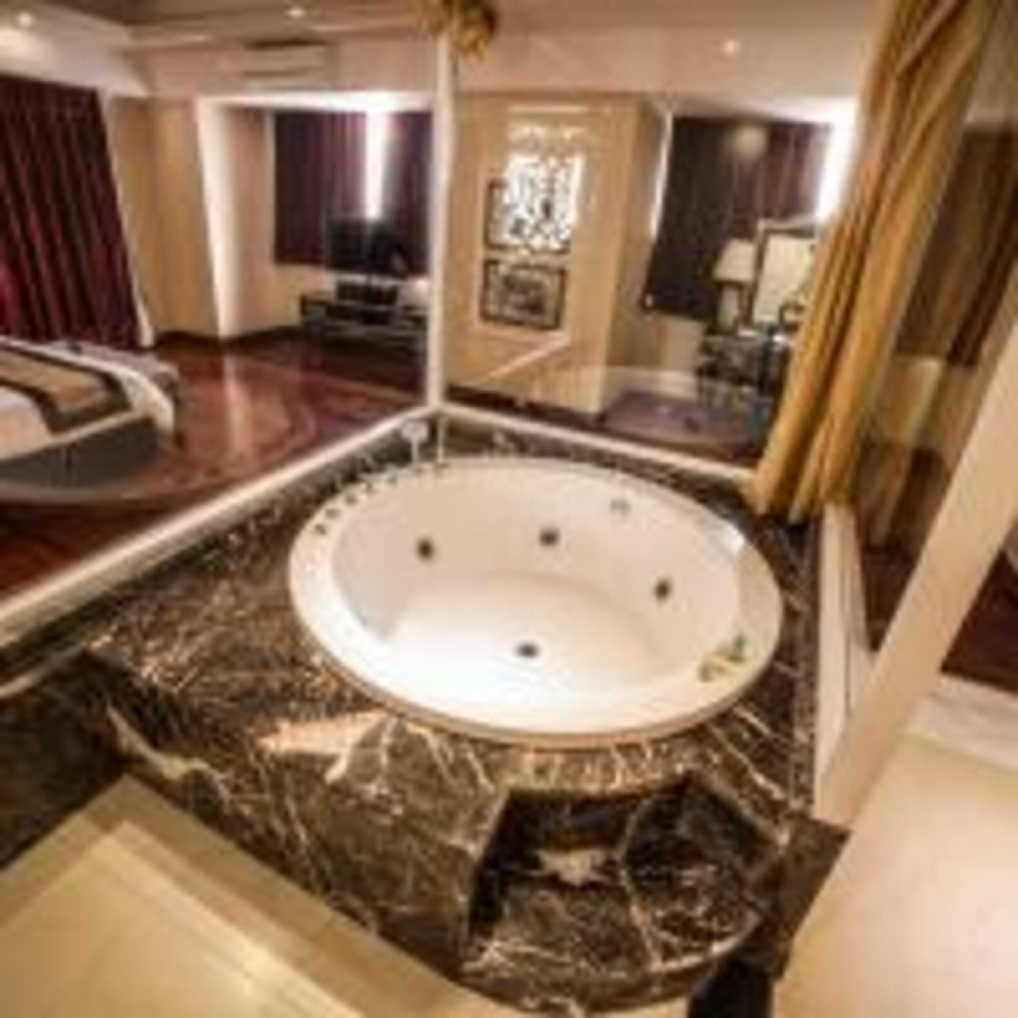 Minibar, in-room safe, desk, blackout drapes